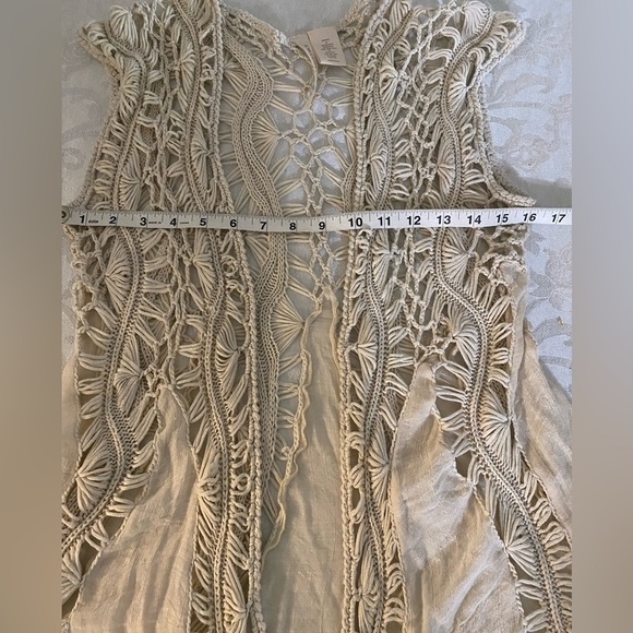 - FORGOTTEN GRACE Cream crochet Vest Bohemian size M - Picture 7 of 7